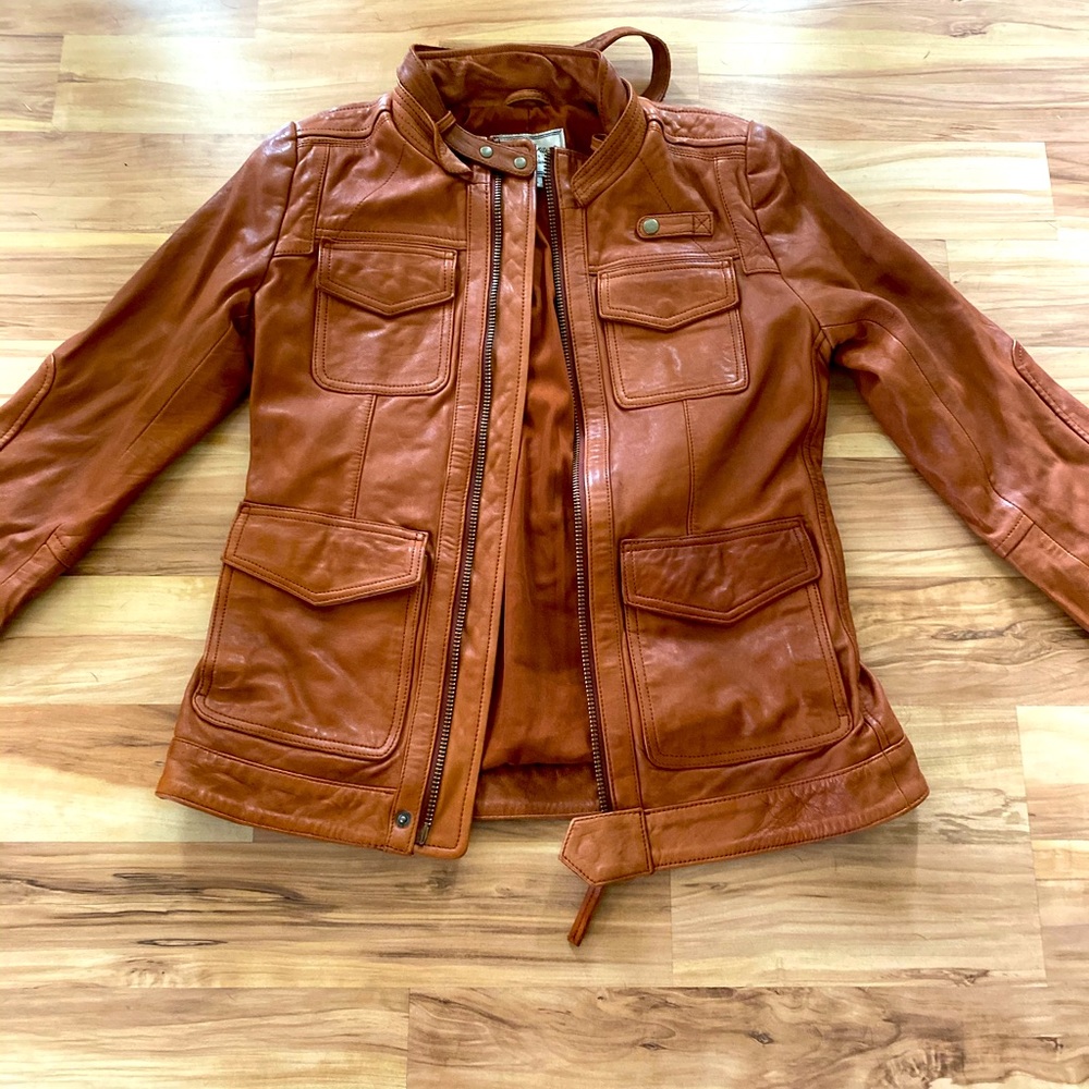 Only worn a few times